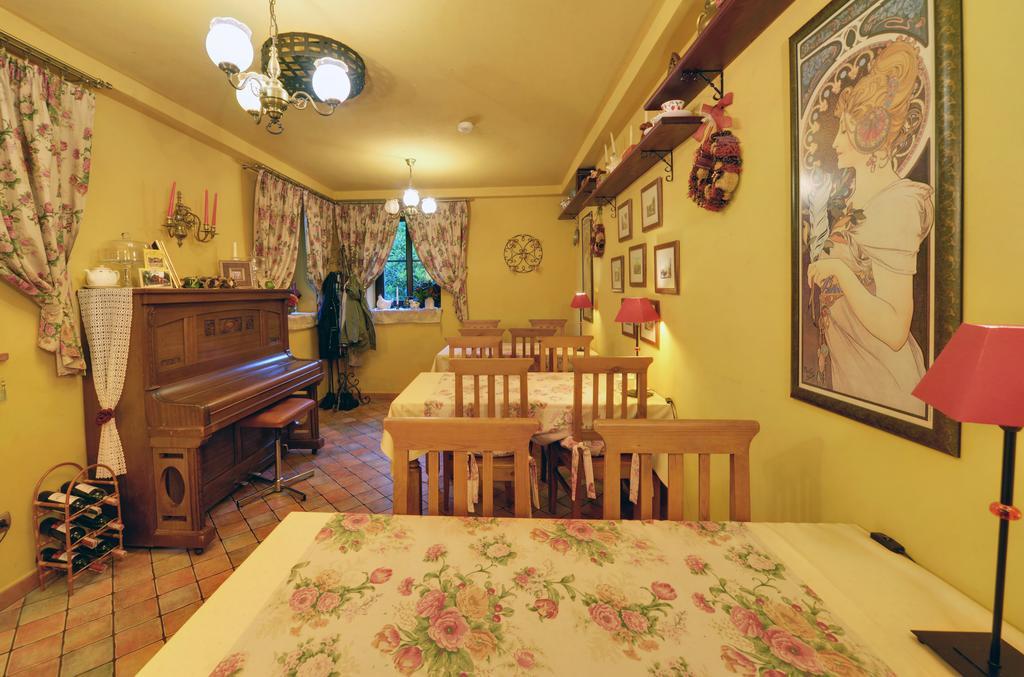Hotel Magnes ชกลาร์สกา ปอเรมบา ภายนอก รูปภาพ