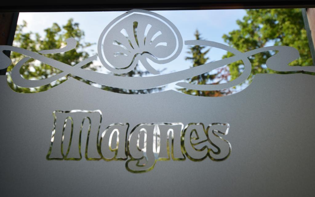 Hotel Magnes ชกลาร์สกา ปอเรมบา ภายนอก รูปภาพ